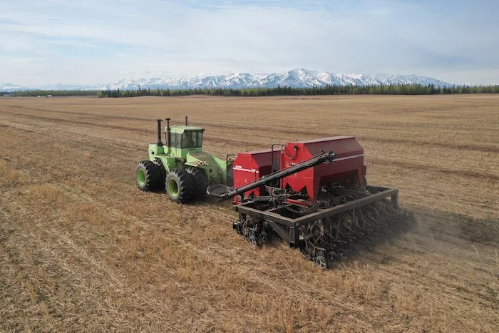 Planting7.jpg